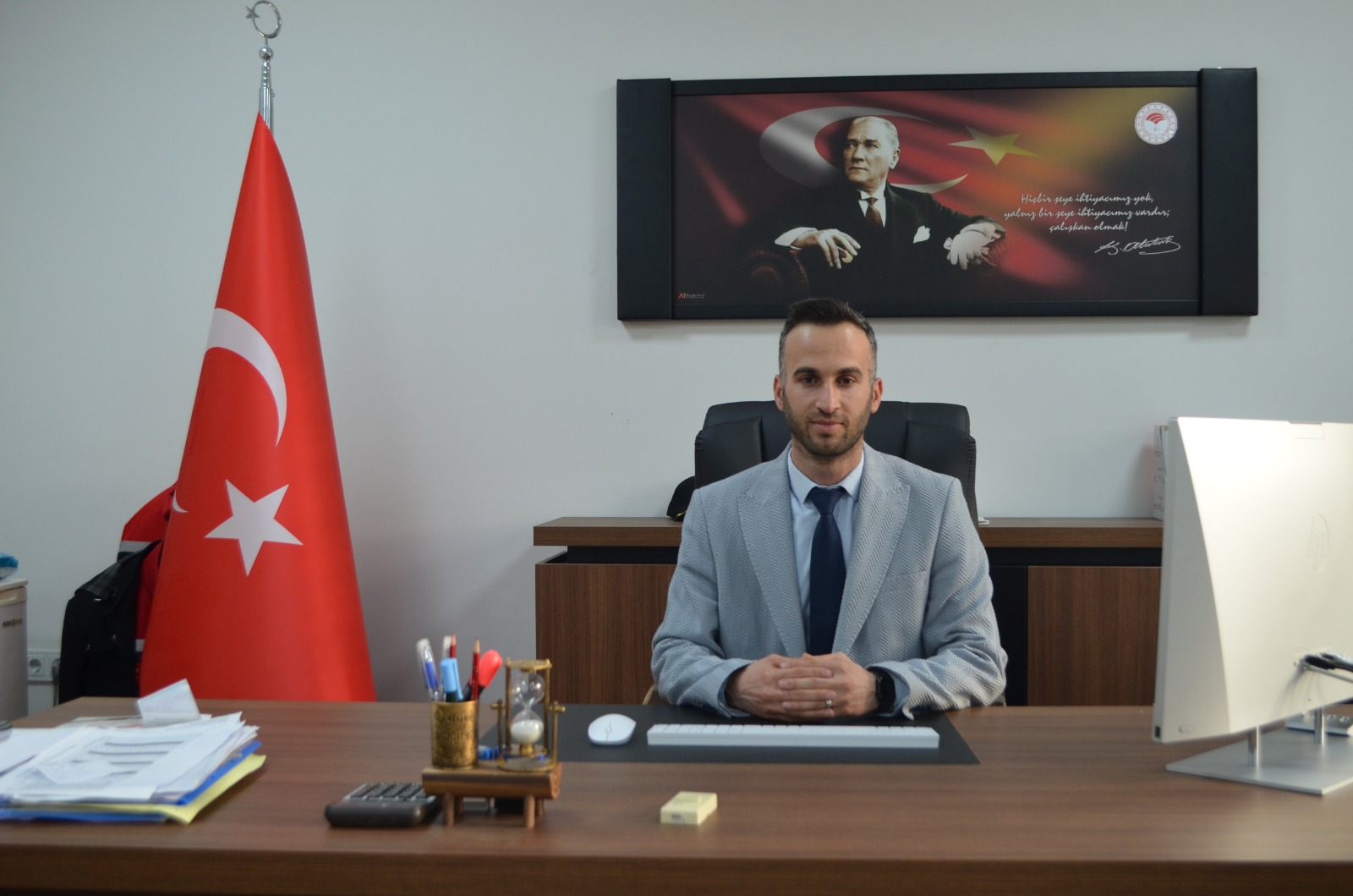 pervari ilçe müdürü.jpg